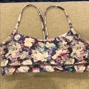 lululemon sports bra!!